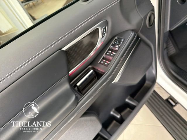 New 2025 Ford Expedition Platinum w/ Stealth Appearance Package image 14