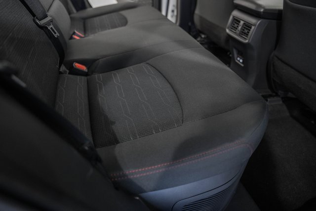 Used 2024 Toyota RAV4 SE image 34