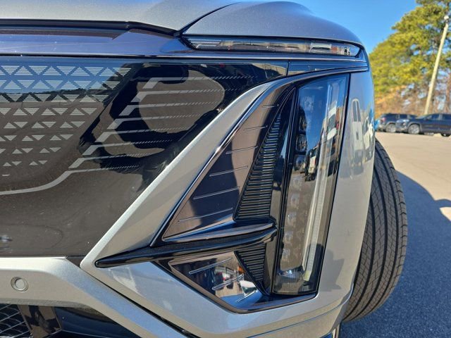 Certified 2026 Cadillac Lyriq V image 31