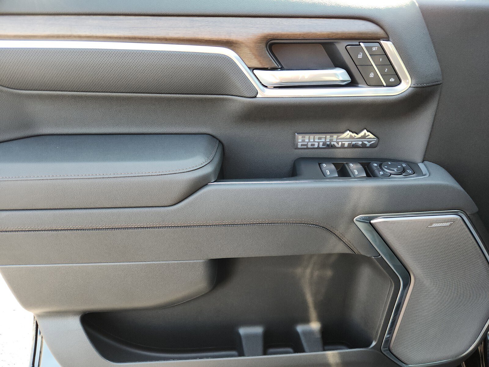 New 2026 Chevrolet Silverado 1500 High Country w/ Midnight Edition image 13