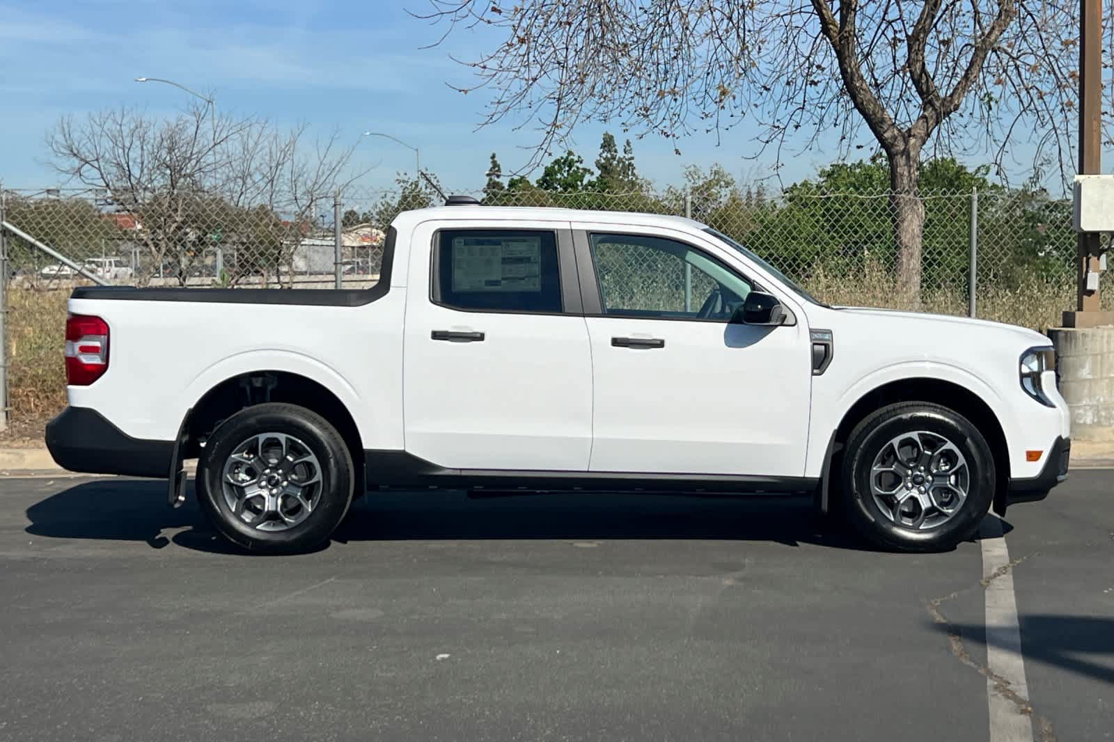 New 2026 Ford Maverick XLT w/ XLT Luxury Package AWD/4WD image 8