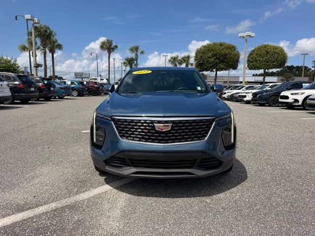 Used 2024 Cadillac XT4 Luxury w/ Cold Weather Package