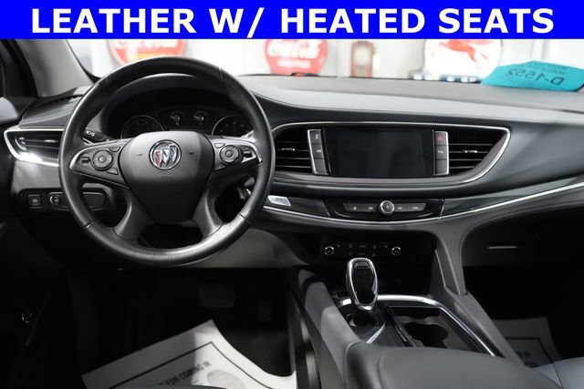 Used 2021 Buick Enclave Essence AWD/4WD image 2
