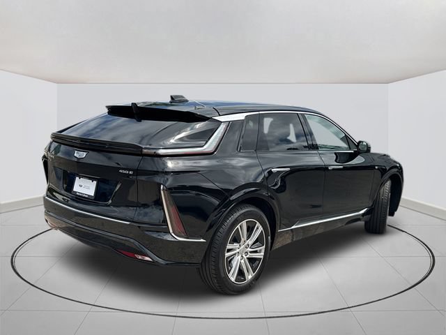 Certified 2024 Cadillac Lyriq Tech RWD image 12
