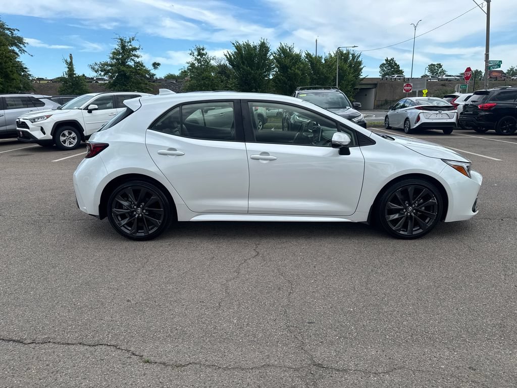 Used 2023 Toyota Corolla XSE FWD image 9
