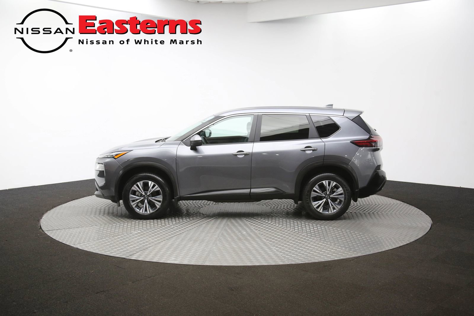 Used 2022 Nissan Rogue SV image 59