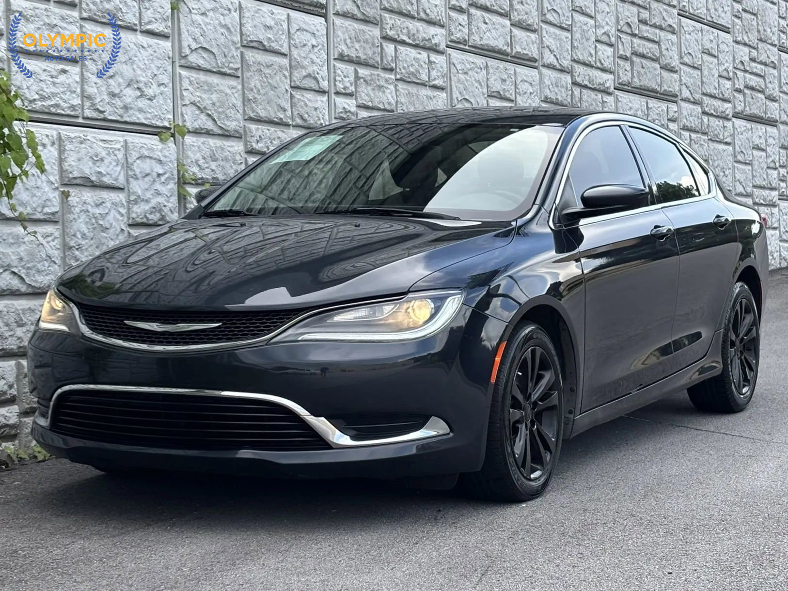 Used 2017 Chrysler 200 Limited Platinum w/ Comfort & Convenience Group