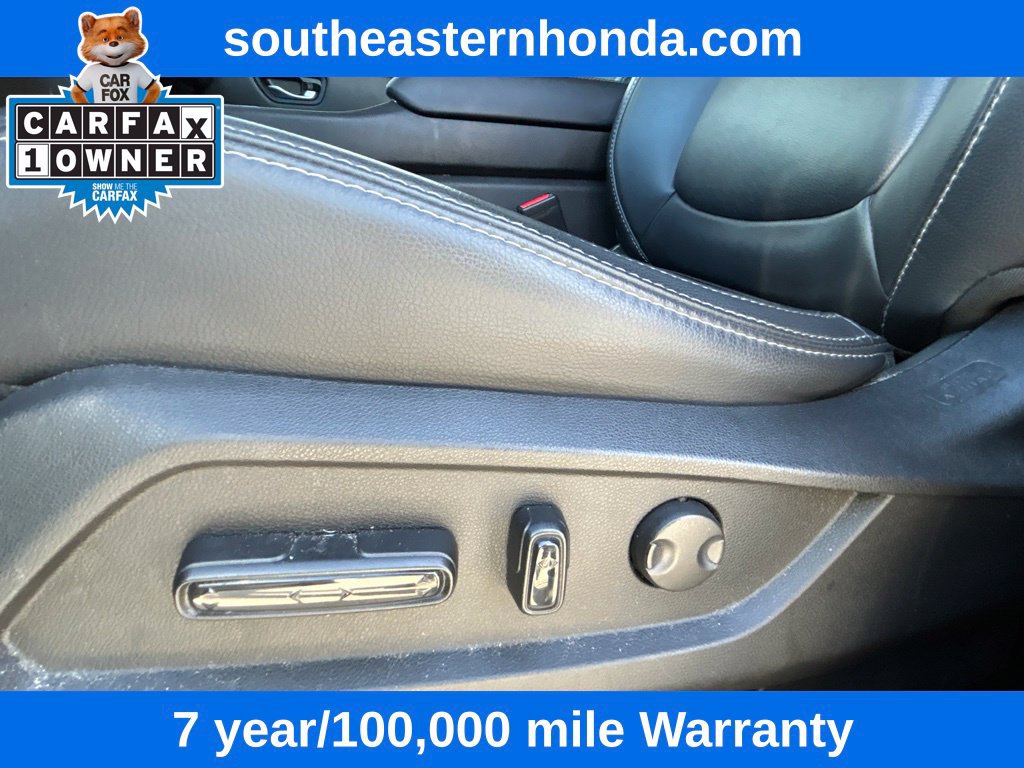 Used 2025 Honda Pilot Touring image 24