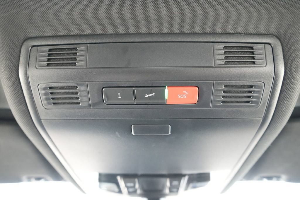 Used 2021 Volkswagen GTI S image 21