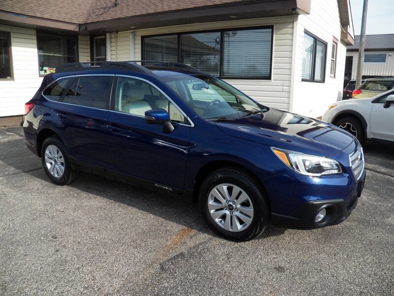 Used 2015 Subaru Outback 2.5i Premium AWD/4WD image 4