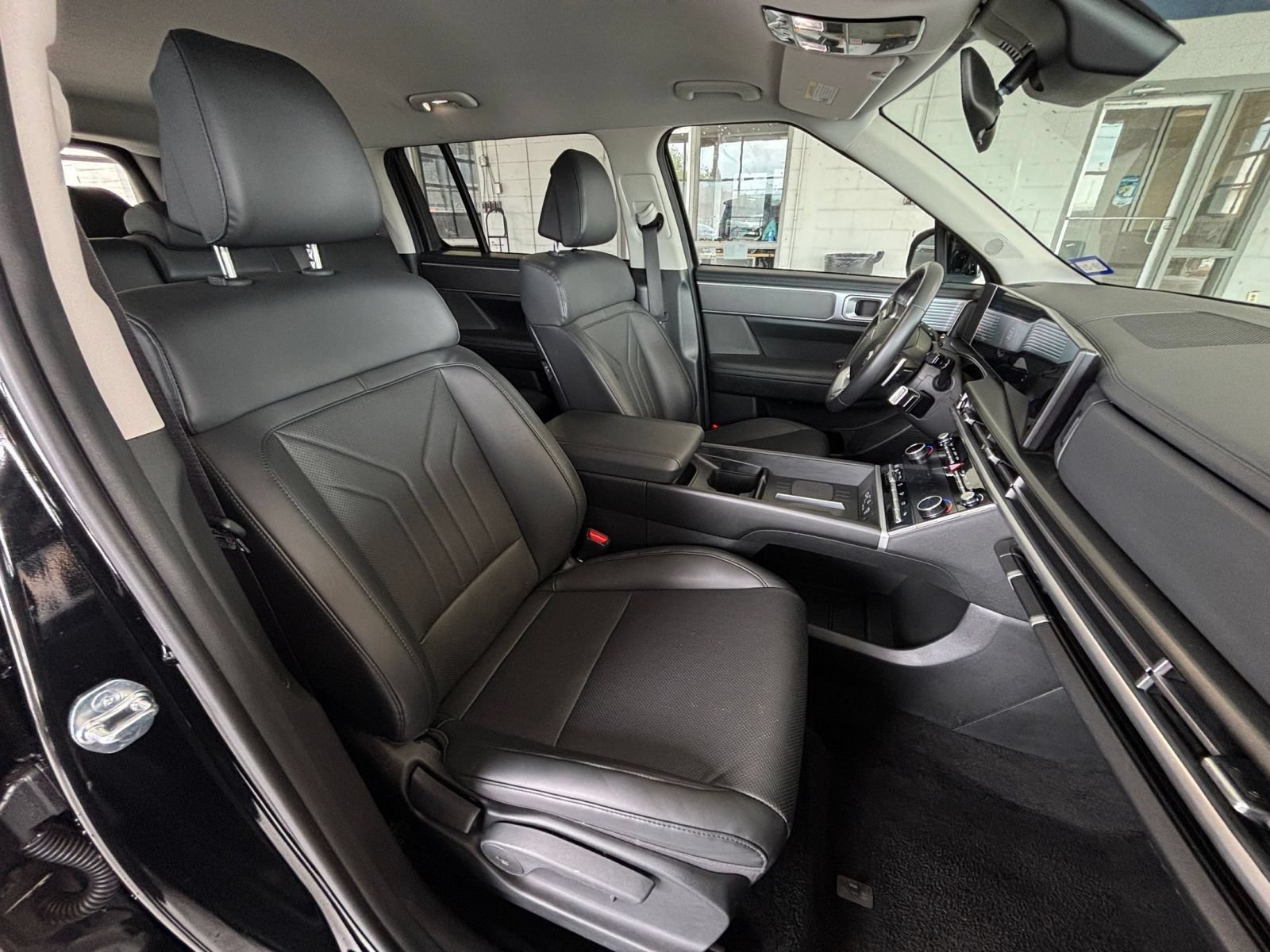 Used 2026 Hyundai Santa Fe SEL FWD image 38