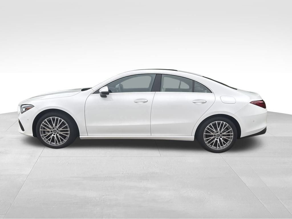 Used 2025 Mercedes-Benz CLA 250 4MATIC image 2