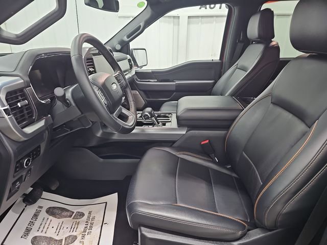 Used 2025 Ford F150 Lariat w/ Equipment Group 501A Mid image 9