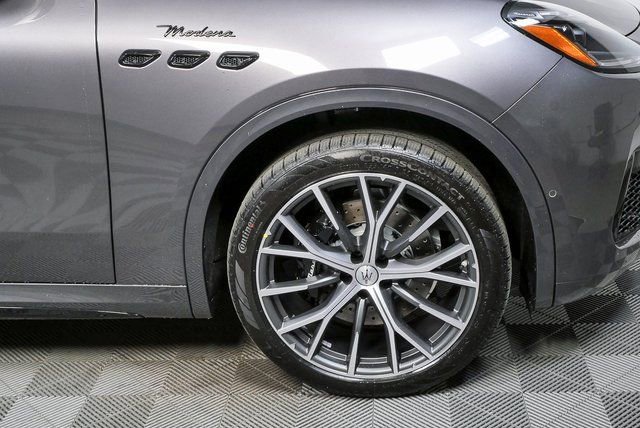 New 2026 Maserati Grecale Modena image 6