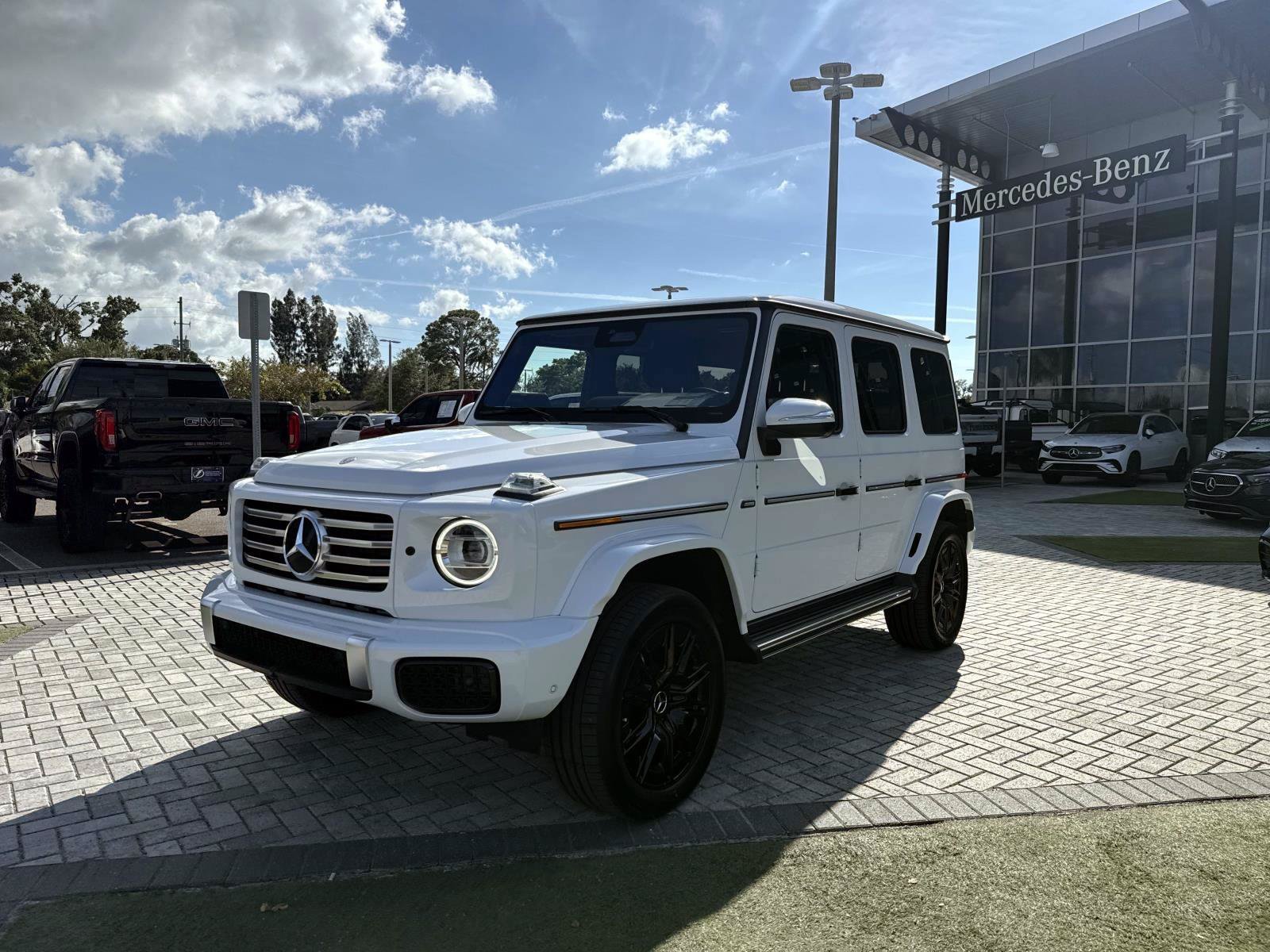 New 2027 Mercedes-Benz G 580 e image 2
