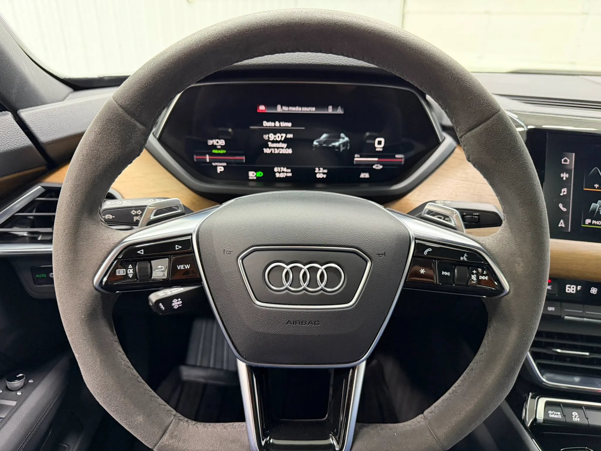 Used 2022 Audi e-tron GT Premium Plus AWD/4WD image 22