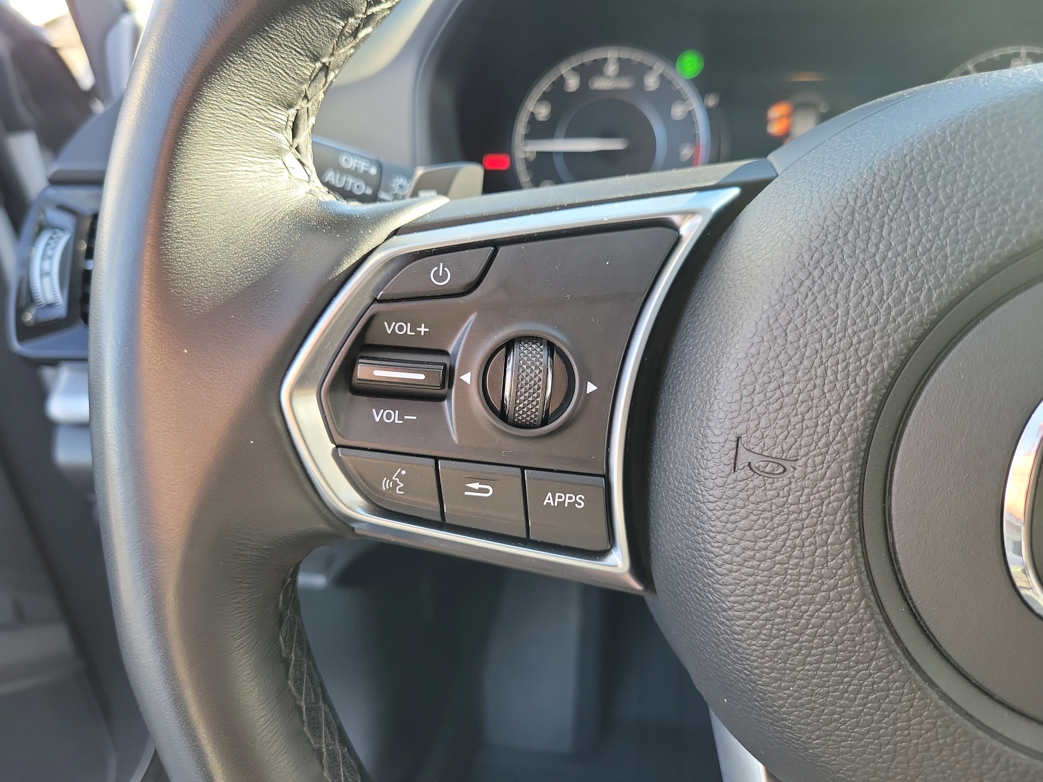 Used 2022 Acura RDX FWD w/ Technology Package image 5