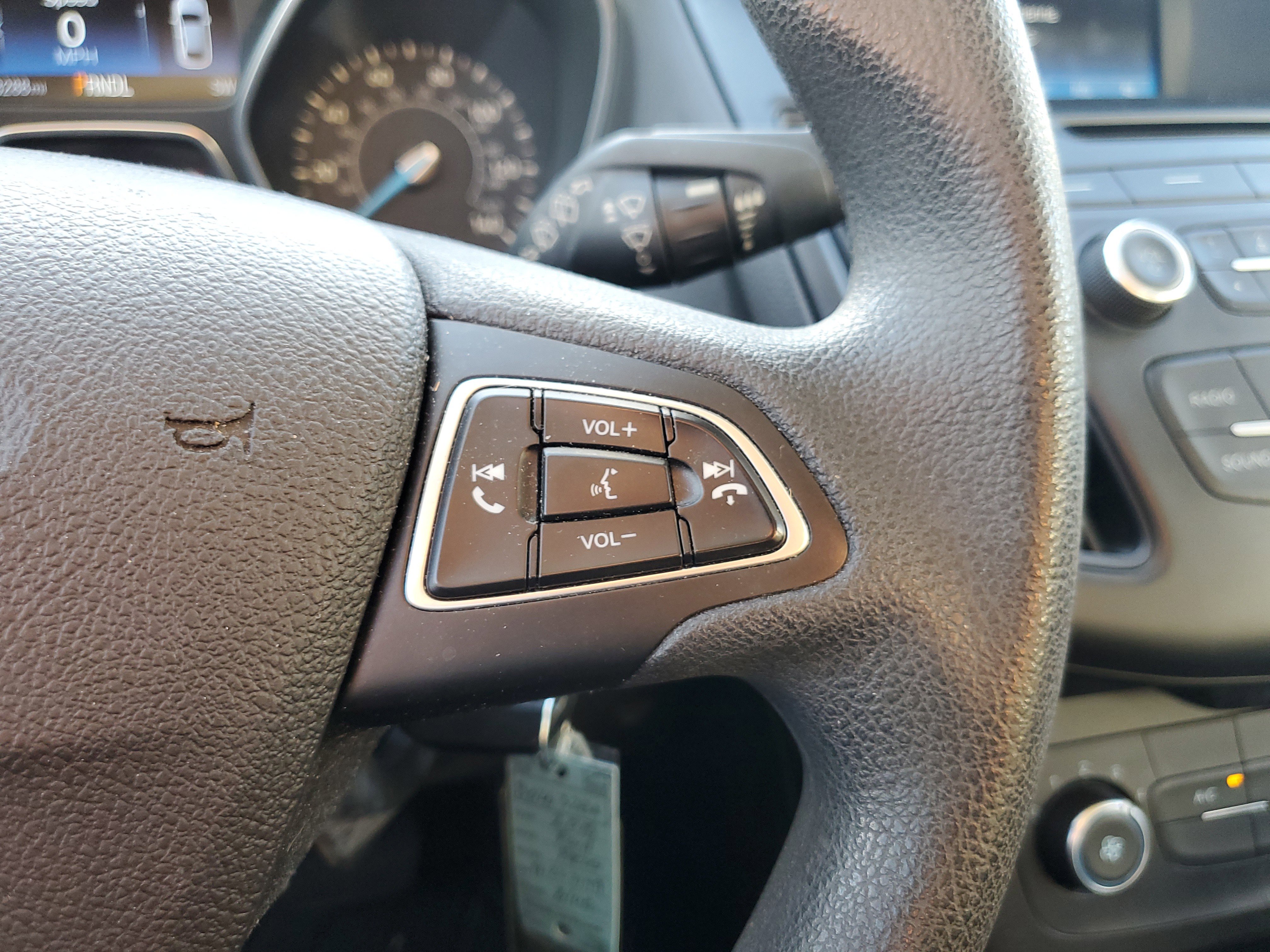 Used 2015 Ford Focus SE image 29