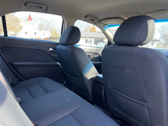 Used 2011 Ford Fusion SE FWD image 19