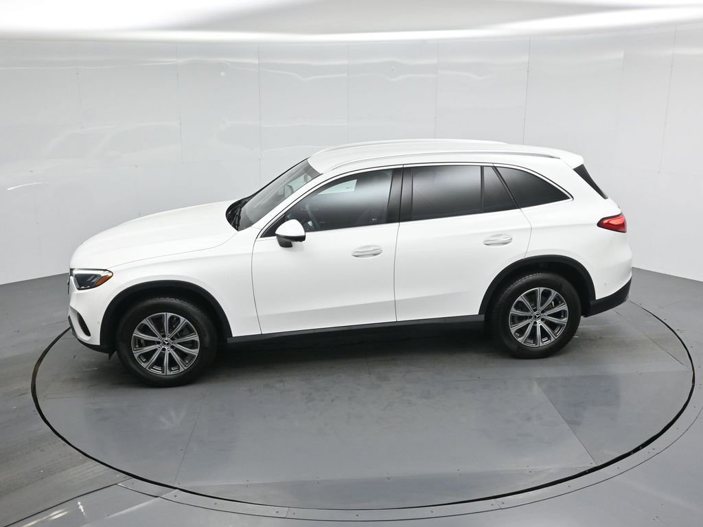 Used 2024 Mercedes-Benz GLC 300 image 43