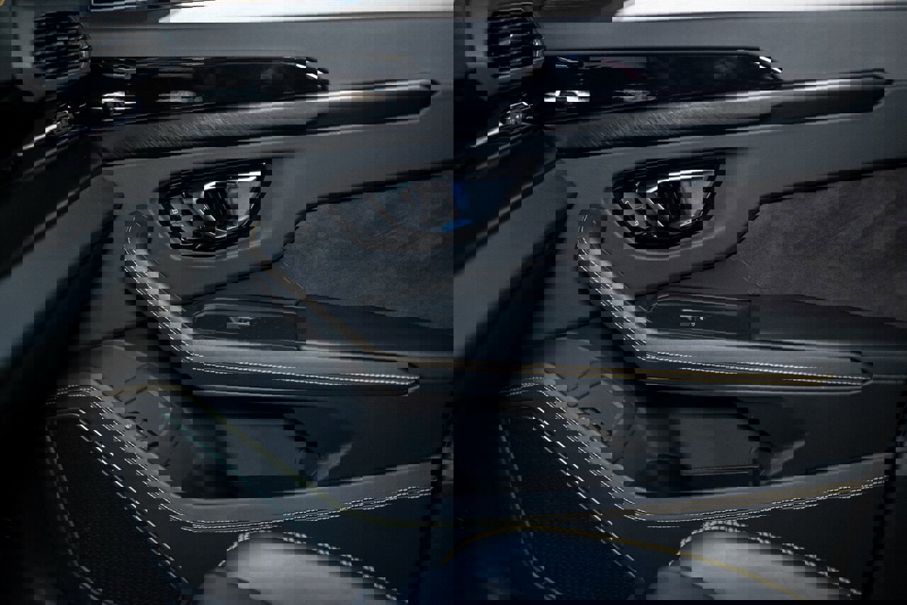 Used 2022 Lamborghini Urus image 12