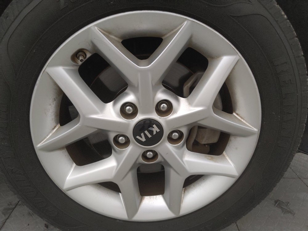 Used 2020 Kia Soul S FWD image 31