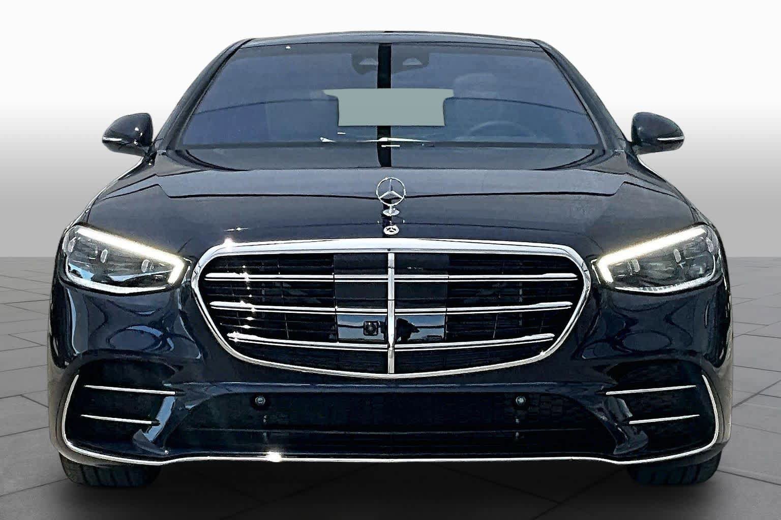 New 2026 Mercedes-Benz S 580e 4MATIC Sedan image 3