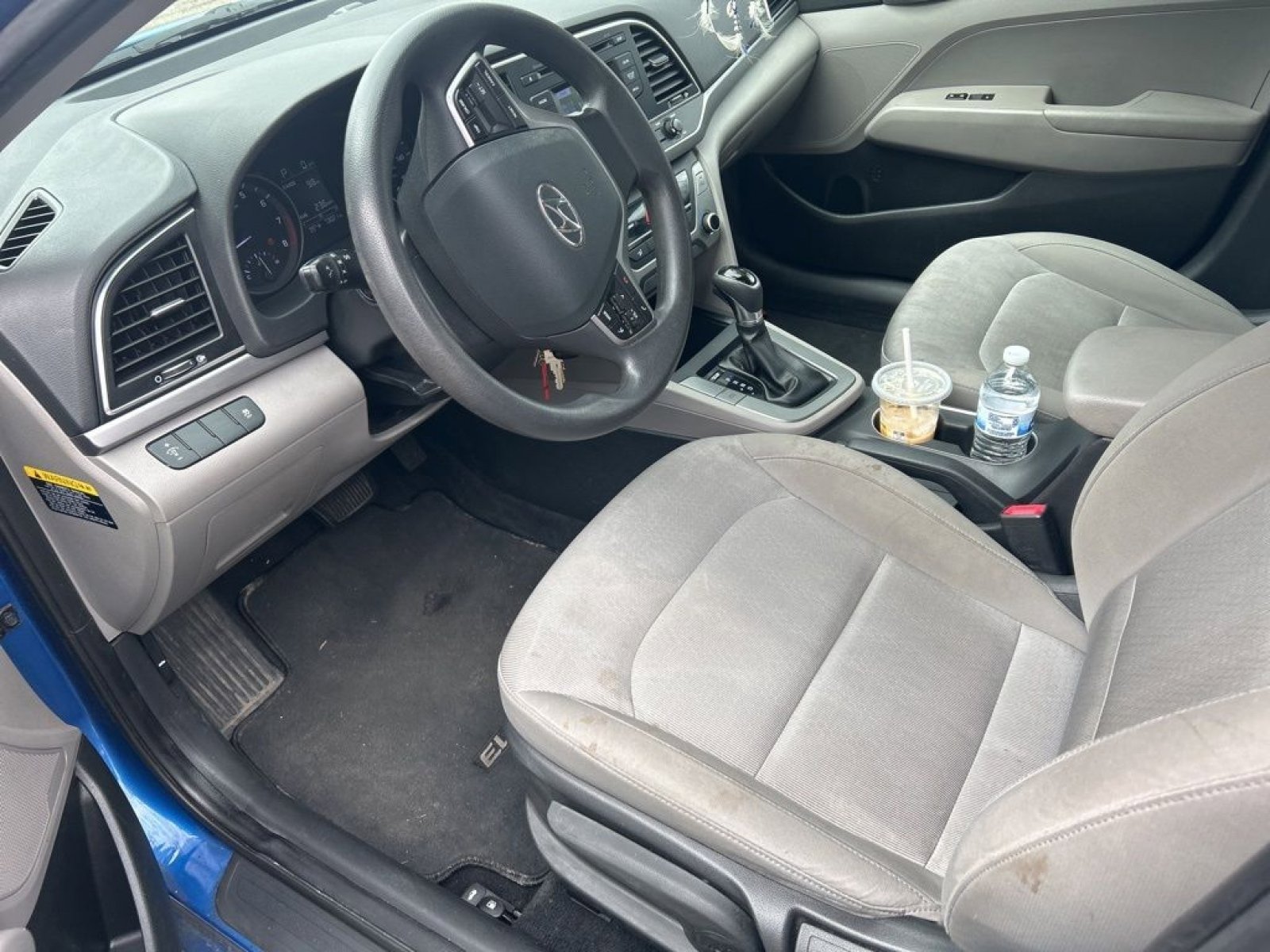 Used 2017 Hyundai Elantra SE w/ Cargo Package image 5