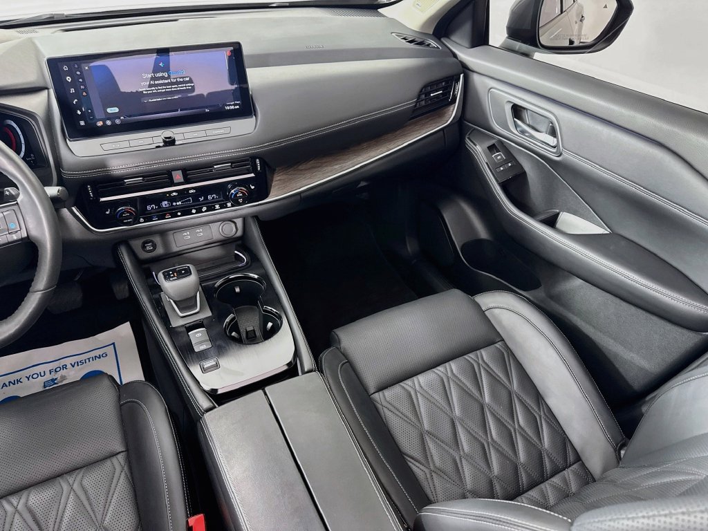 Used 2024 Nissan Rogue Platinum w/ Platinum Premium Package FWD image 29