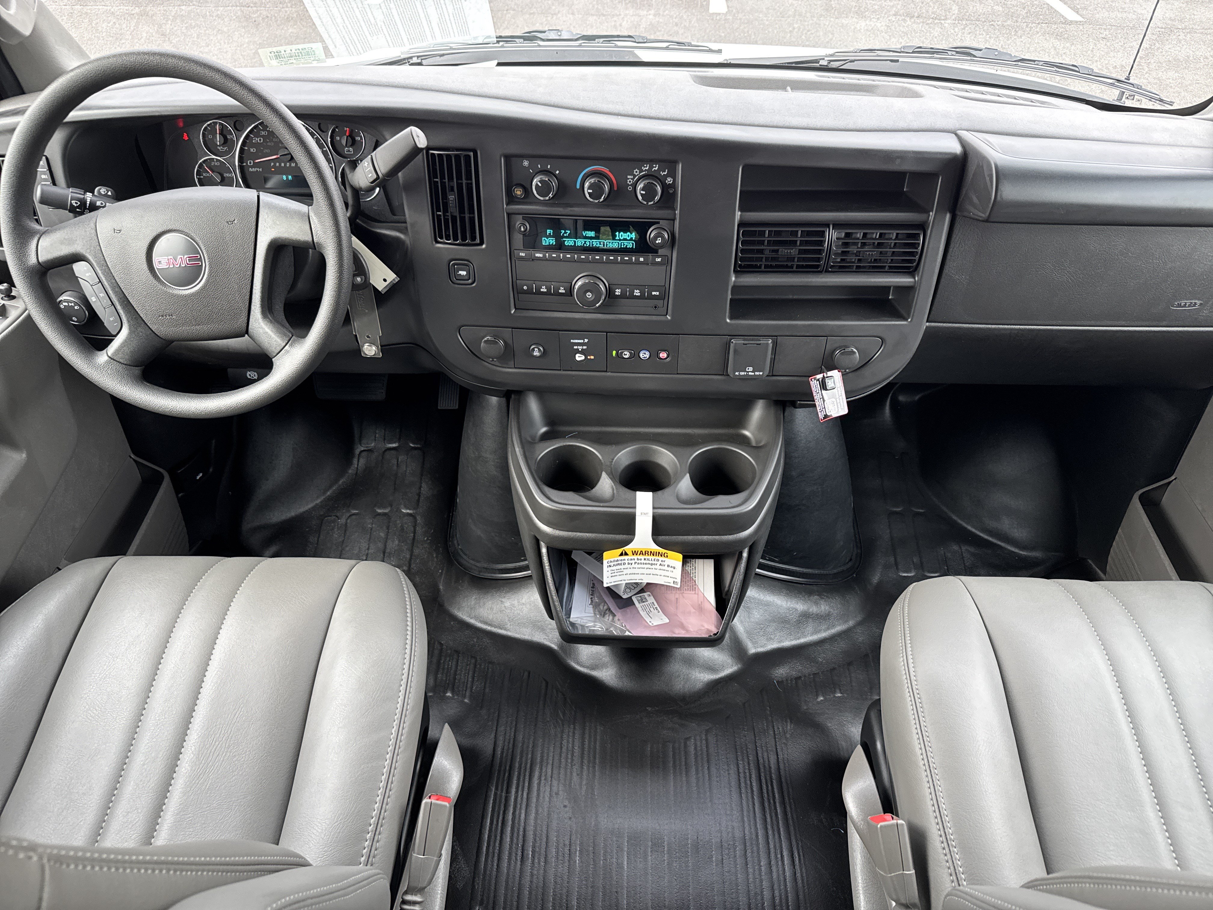 New 2025 GMC Savana 2500 w/ Driver Convenience Package RWD image 25
