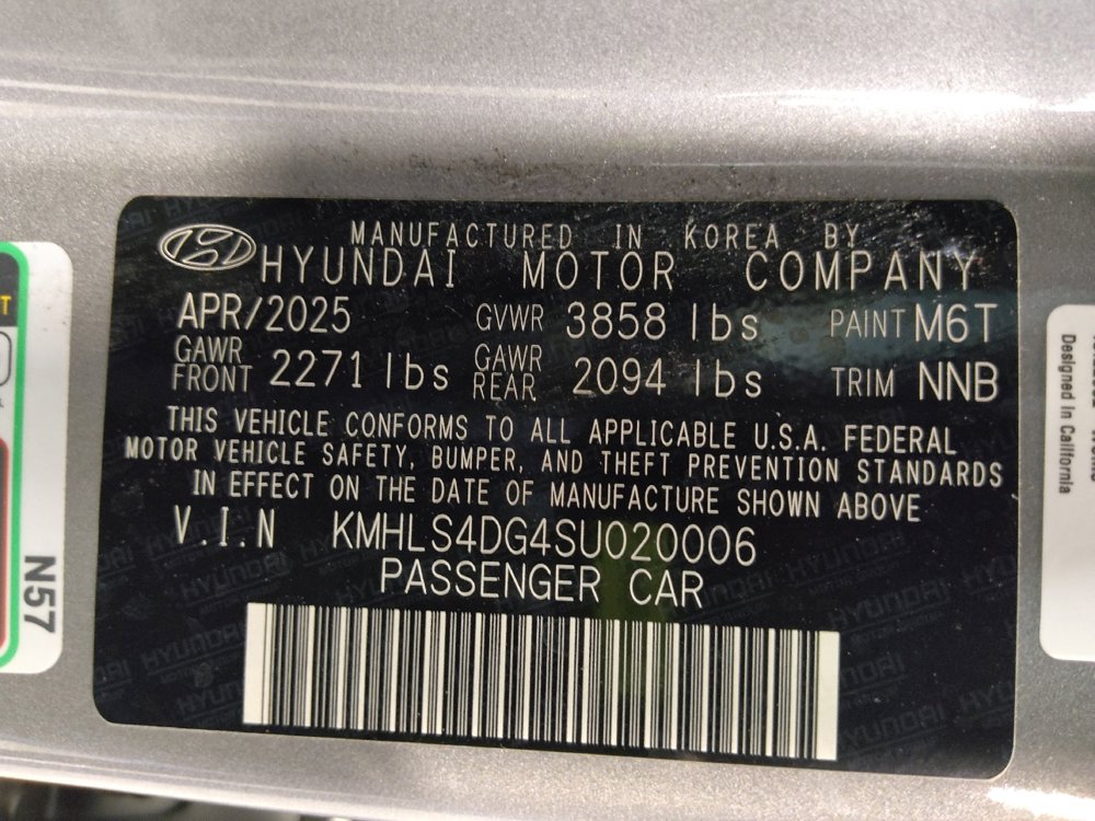 Used 2025 Hyundai Elantra SEL image 33