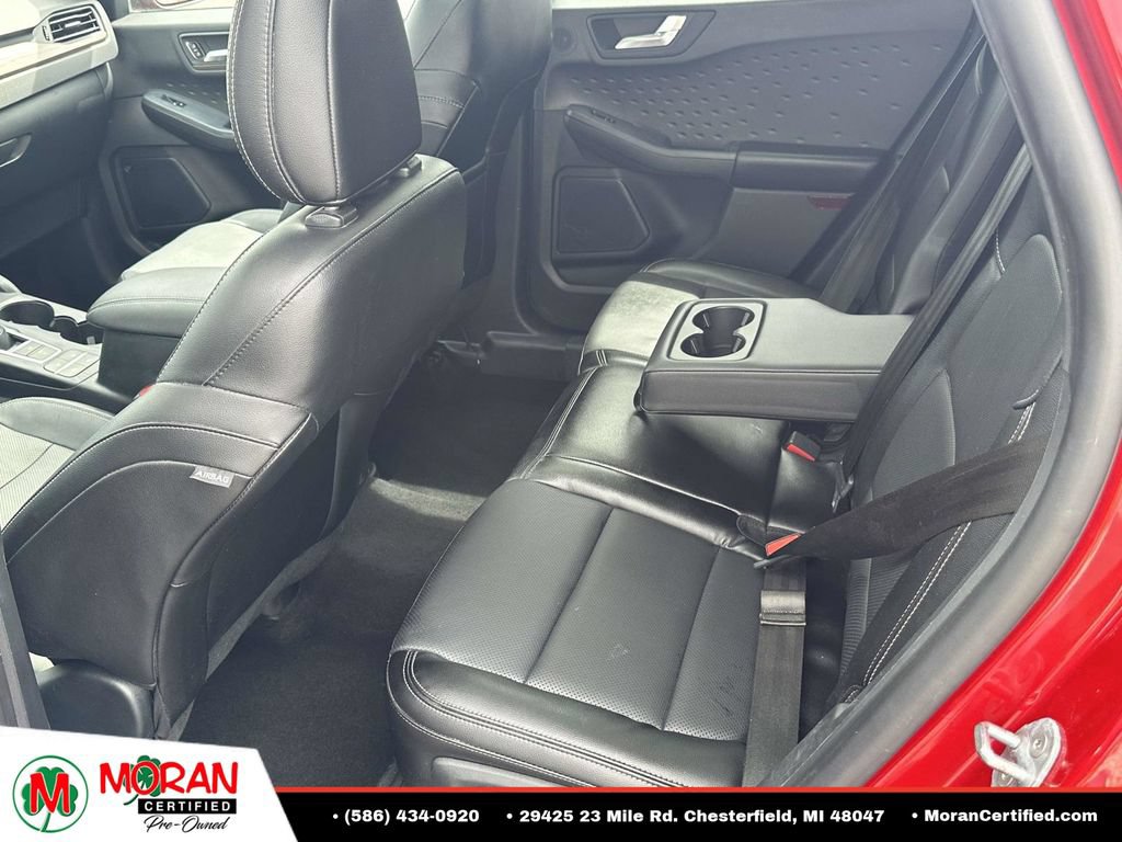 Used 2020 Ford Escape Titanium AWD/4WD image 11