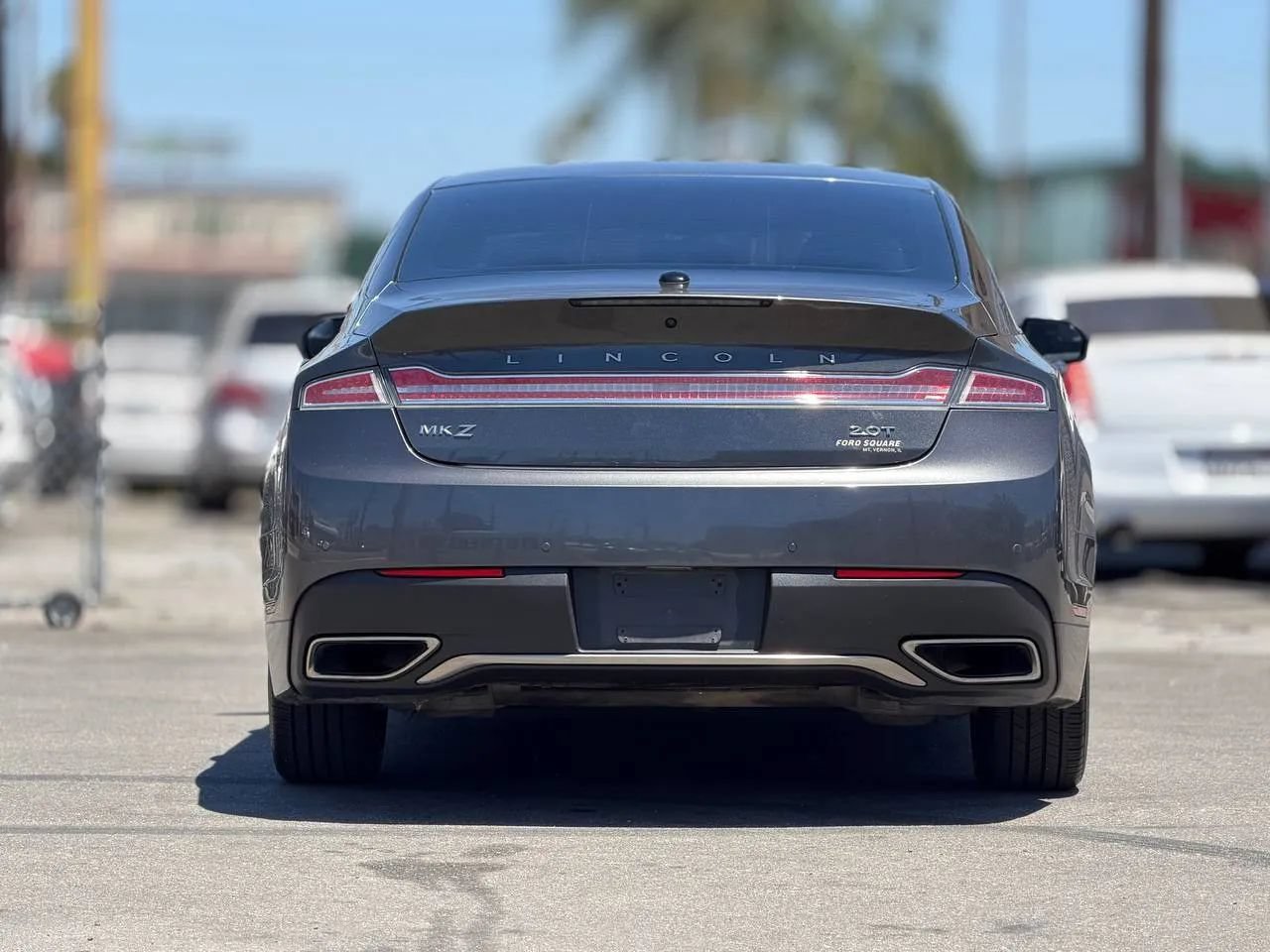 Used 2017 Lincoln MKZ Premiere FWD image 12