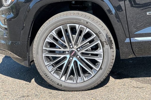 New 2026 GMC Terrain Denali w/ LPO, Floor Liner Package image 32