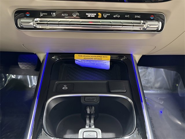 Used 2025 Mercedes-Benz GLA 250 4MATIC image 27