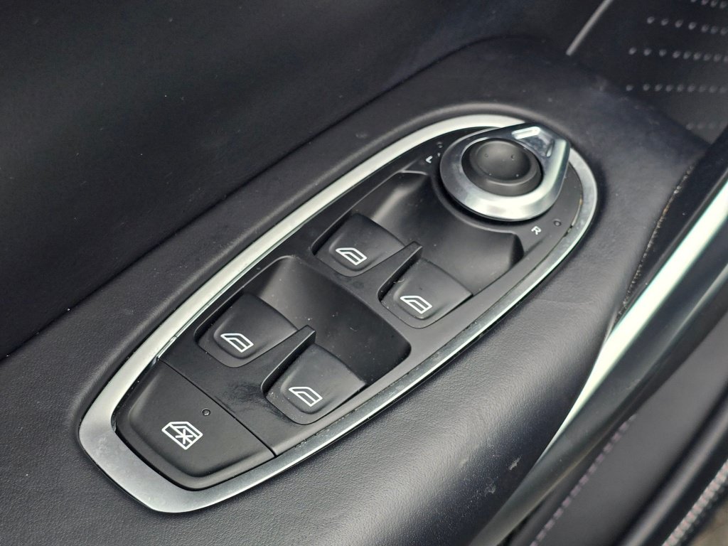 Used 2024 Aston Martin DBX 707 AWD/4WD image 33