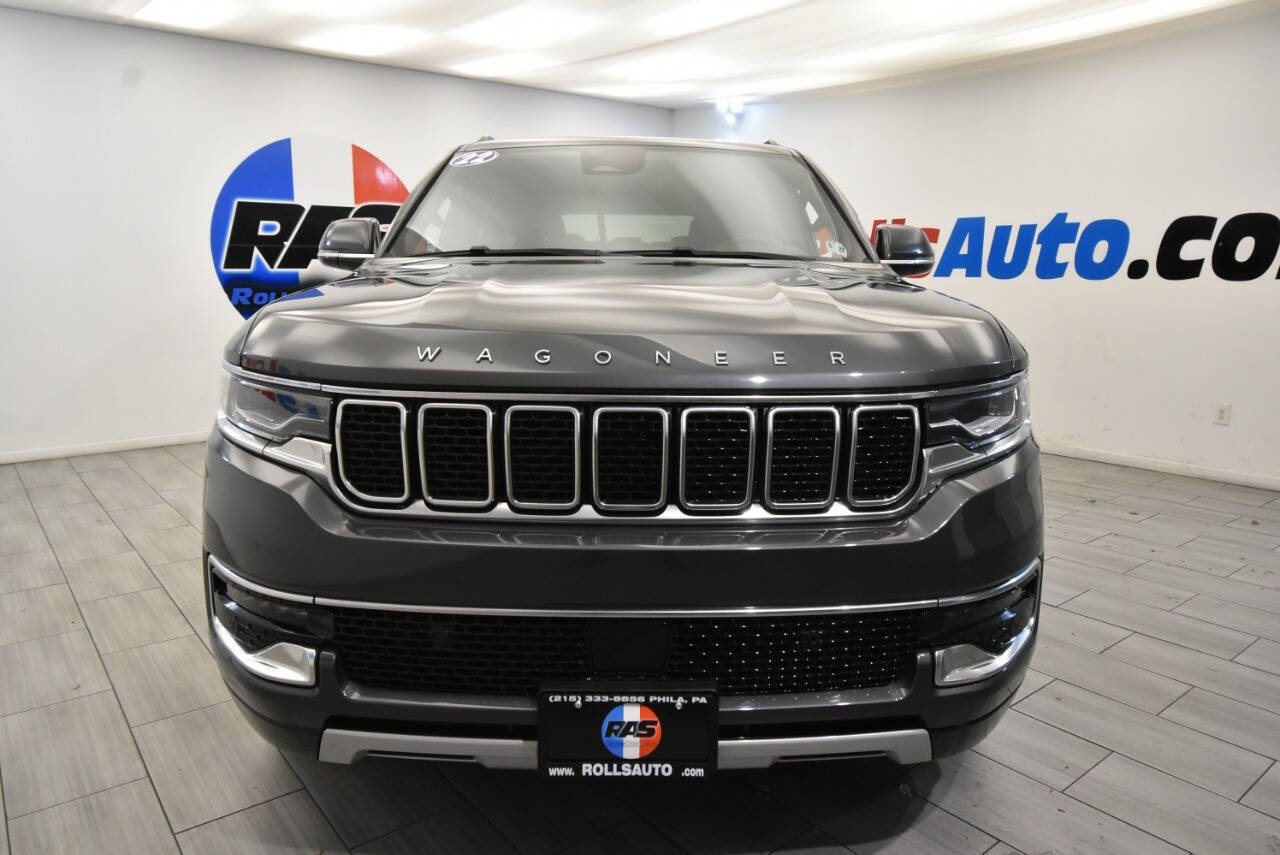 Used 2022 Jeep Wagoneer Series II AWD/4WD image 8