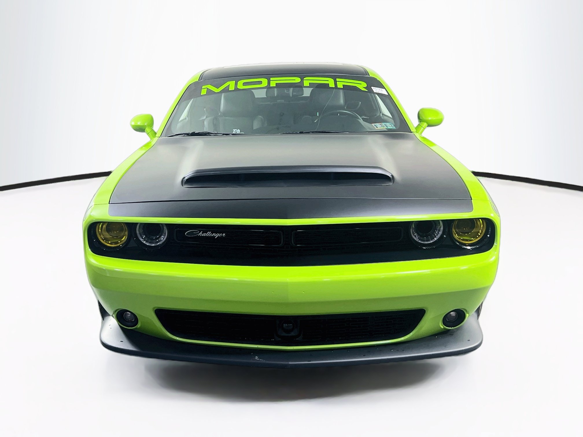 Used 2023 Dodge Challenger R/T w/ T/A Package RWD image 2