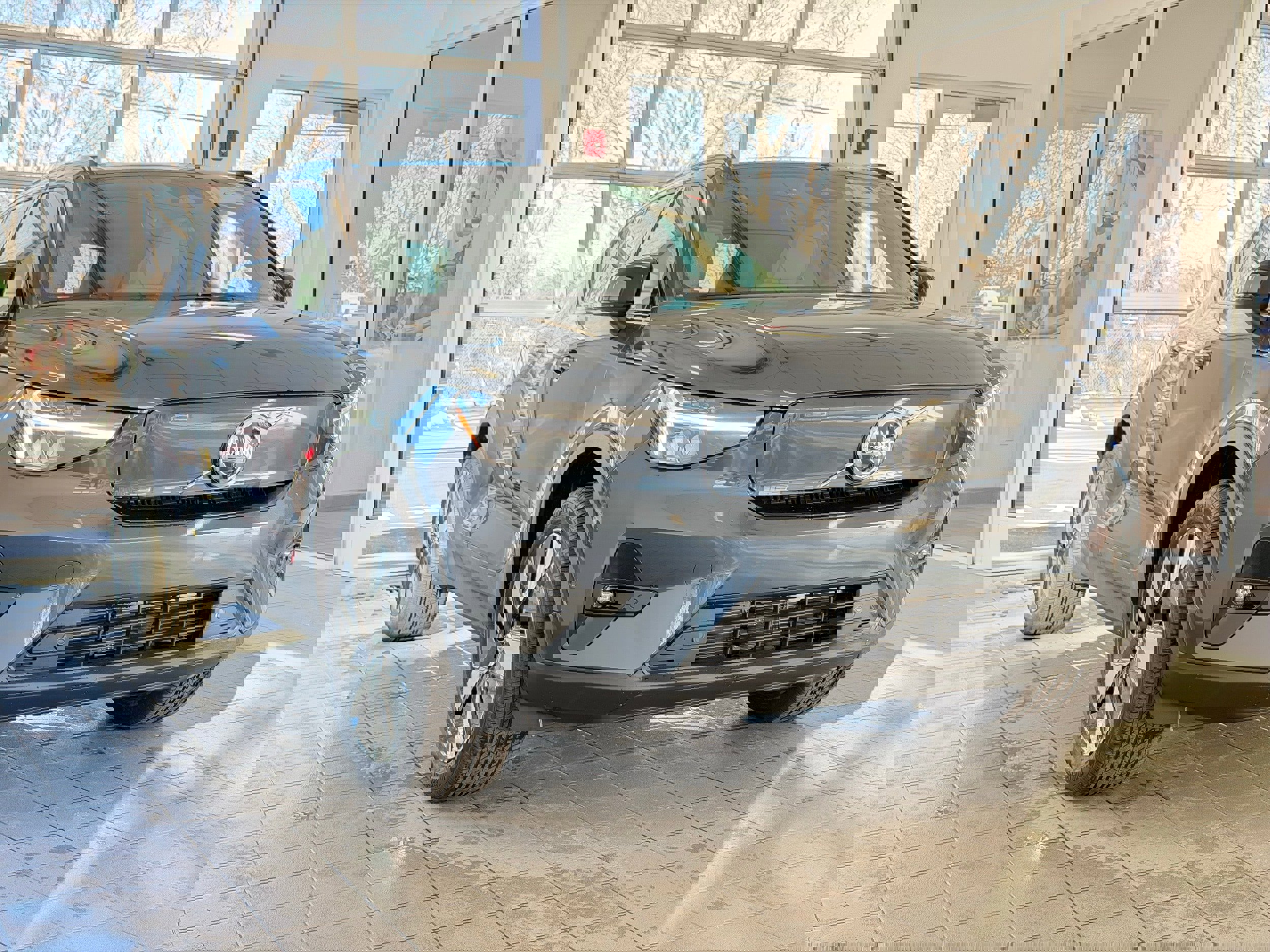 New 2026 Volvo EX40 Plus w/ Climate Package image 5