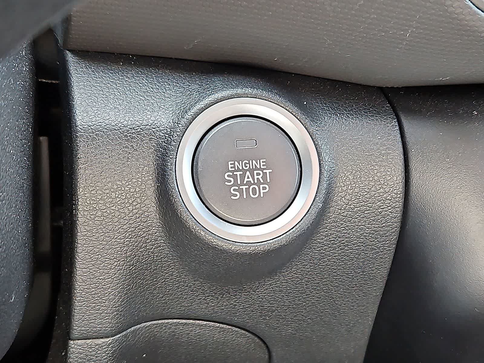 Used 2023 Hyundai Kona SEL AWD/4WD image 22