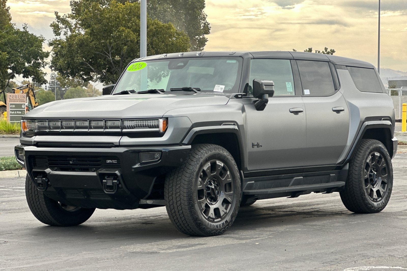 Used 2026 GMC Hummer EV 3X w/ Carbon Fiber Edition Package AWD/4WD image 8