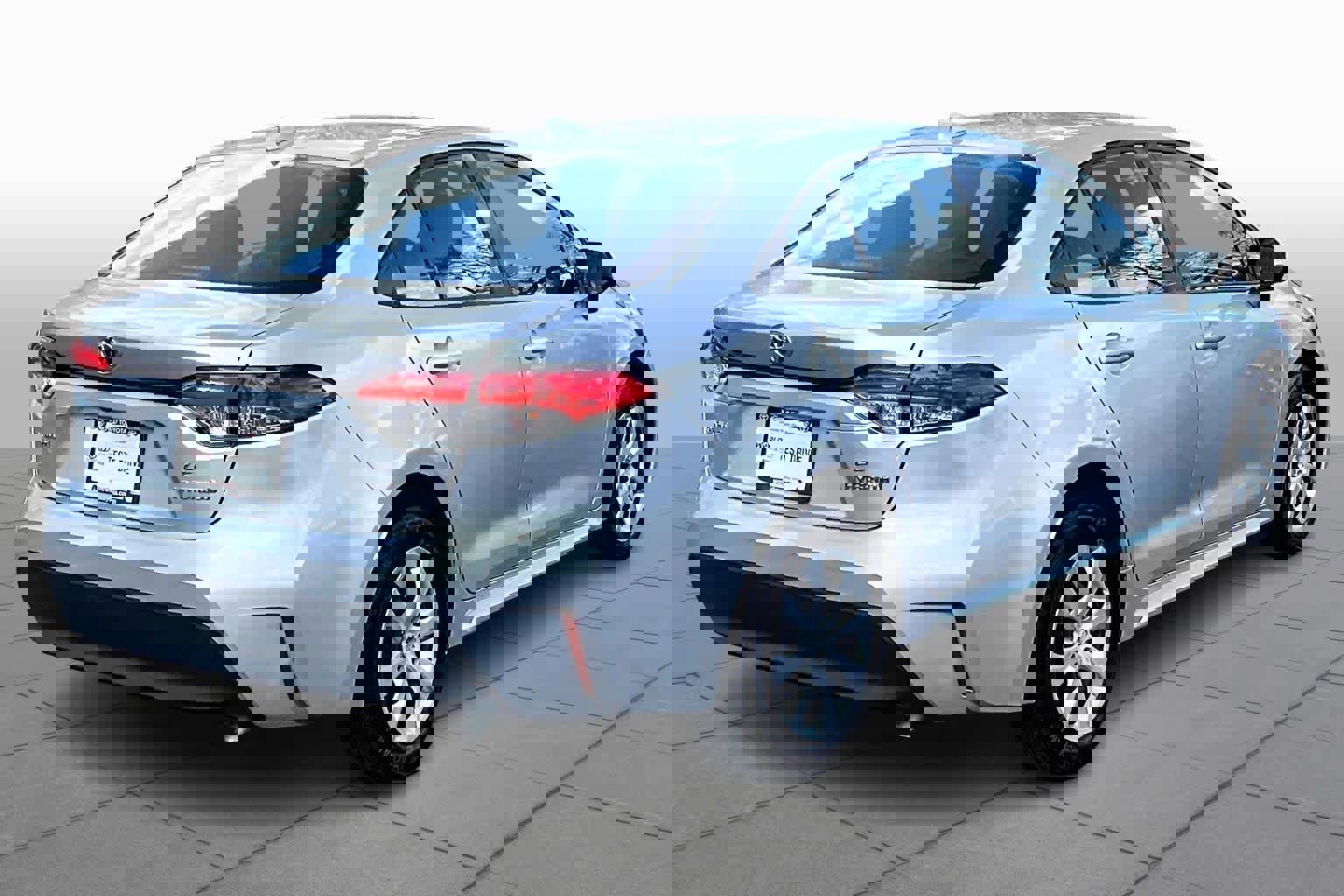 Used 2023 Toyota Corolla LE image 13