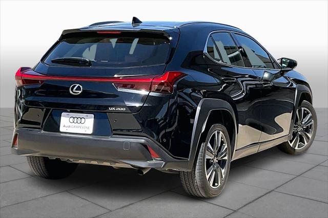 Used 2020 Lexus UX 200 w/ Premium Package FWD image 13