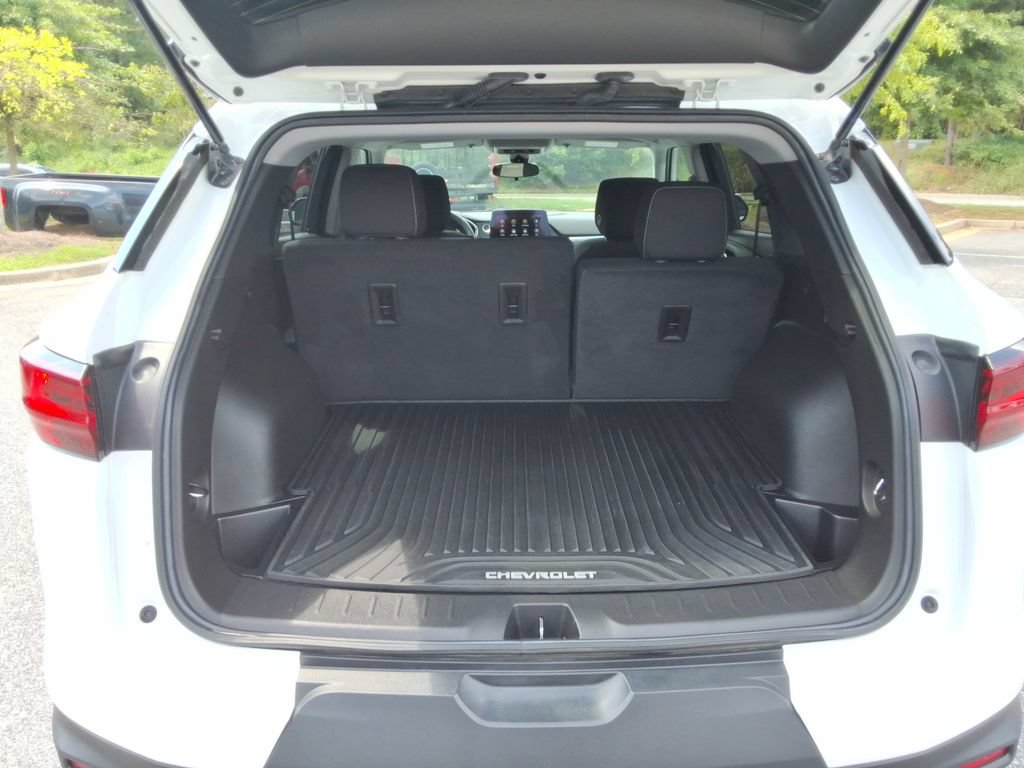 Certified 2023 Chevrolet Blazer LT FWD image 16