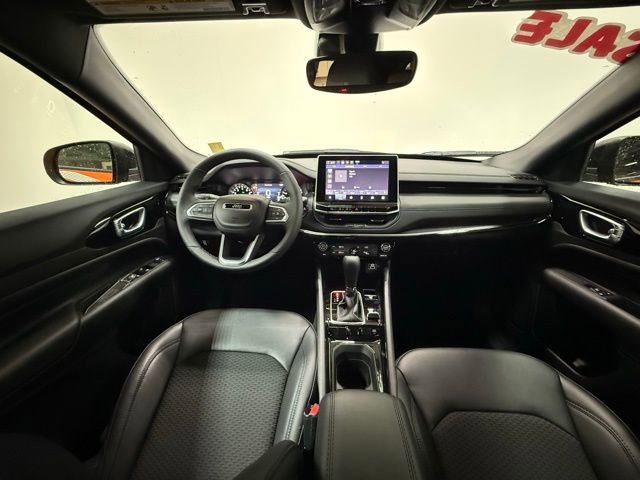 New 2026 Jeep Compass Altitude image 14