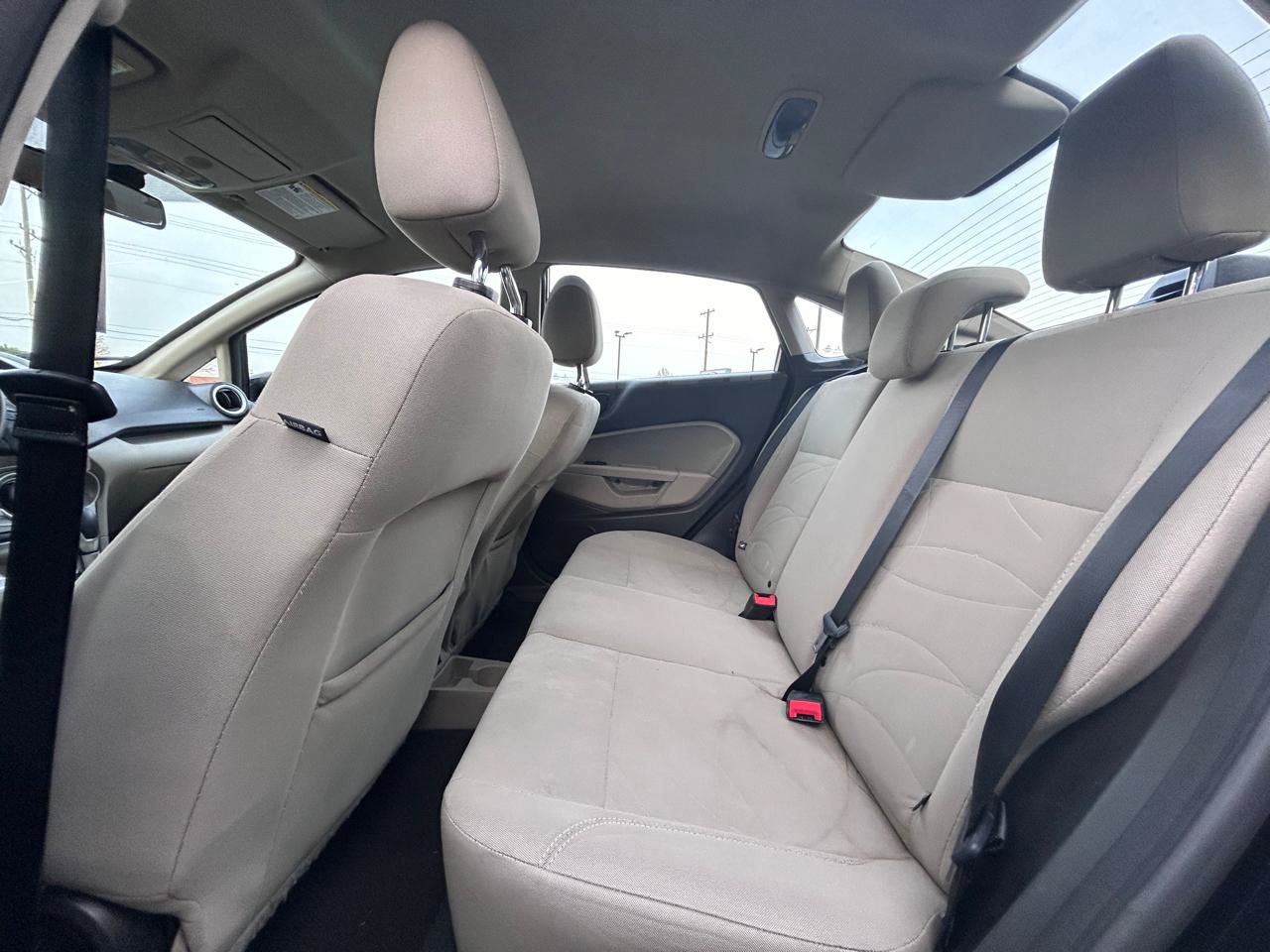 Used 2017 Ford Fiesta SE FWD image 11