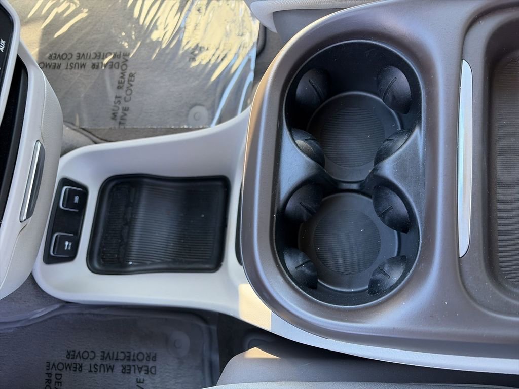 Used 2020 Chrysler Pacifica Touring-L image 24