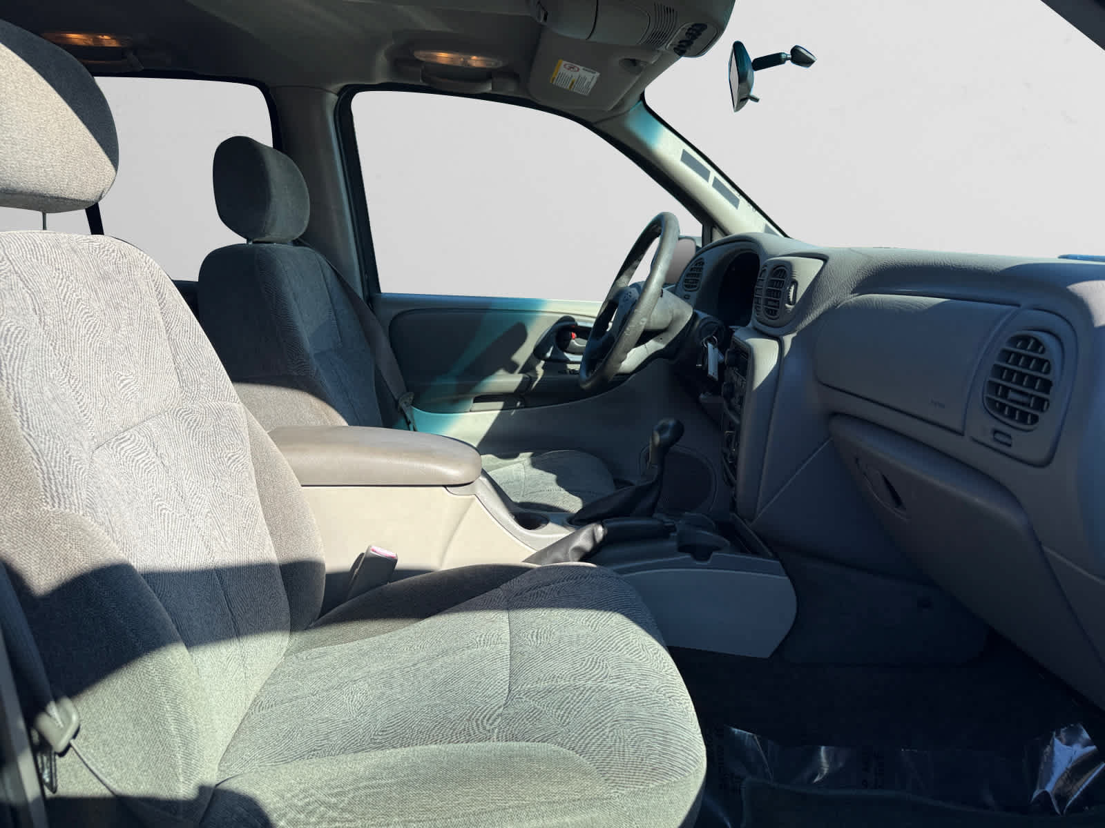 Used 2004 Chevrolet TrailBlazer LT RWD image 7
