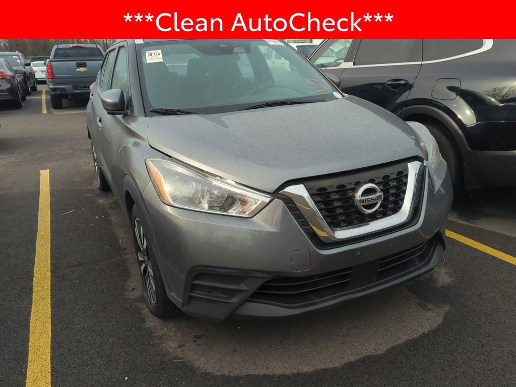 Used 2020 Nissan Kicks SV image 3