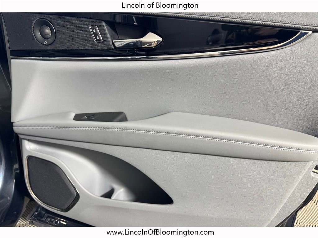 Certified 2023 Lincoln Nautilus Reserve w/ Luxury Package image 18